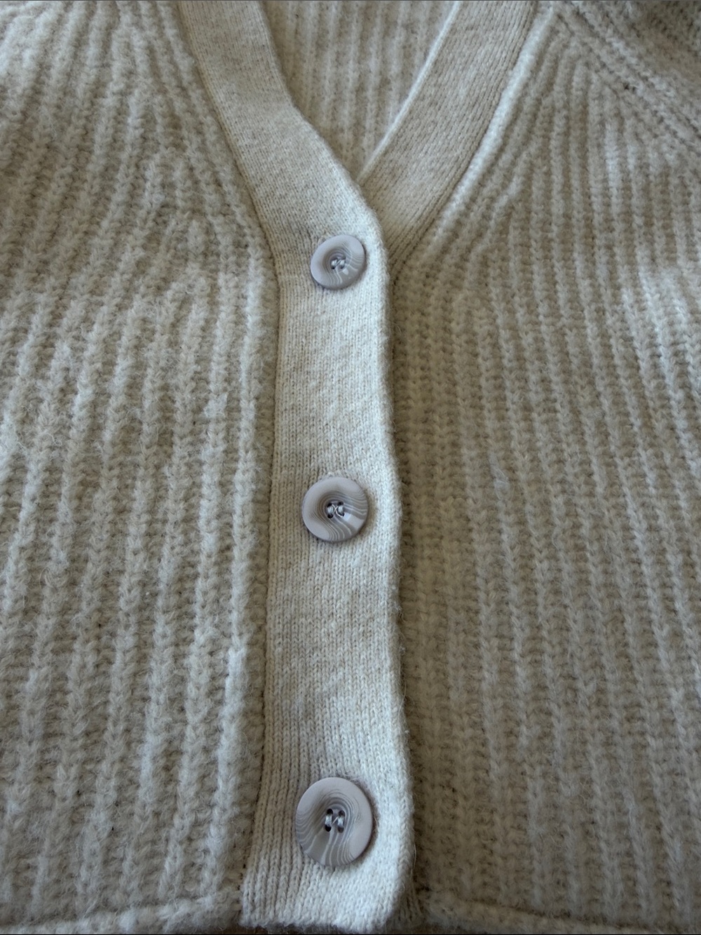 Zara Off-White Ribbed Button Cardigan - Picture 4 of 5
